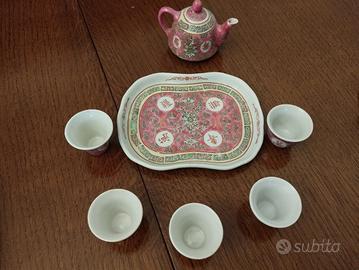 servizi da té bambole