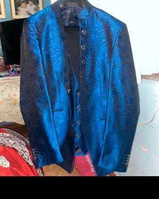 vestito da uomo 