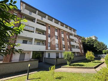 3 LOCALI A RHO