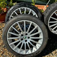 4 cerchi con gomme per 147 o simili