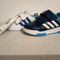 Lotto scarpe Adidas bimbo n. 21 e 23 – ottime 