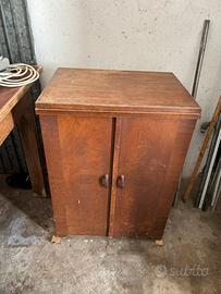 Macchina per cucire Singer anni 60