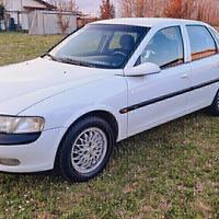 Opel Vectra 1.8i 16V cat 4 porte CD CLIMA EPOCA ST