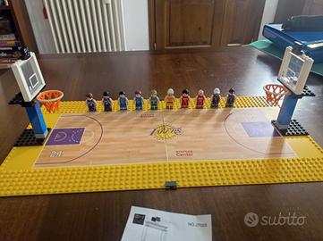 Lego compatibile - campo da basket+10 minifigures
