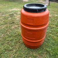 Fusti in plastica 200 litri