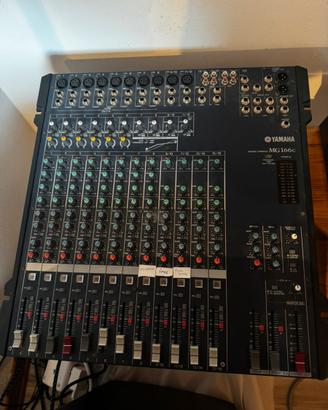 Mixer passivo yamaha mg166c