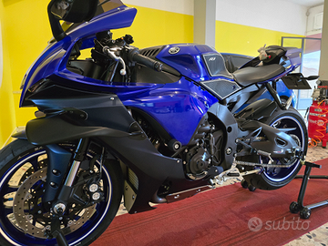 Yamaha yzf r1 2024
