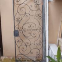 inferriate porta e finestra ferro battuto