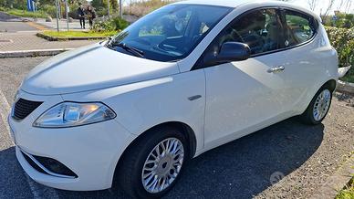 Lancia Ypsilon GPL