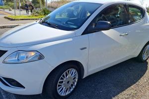 Lancia Ypsilon GPL