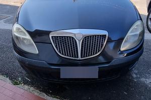 Lancia Ypsilon anno: 2004