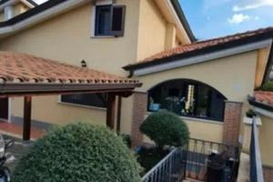 FRASCATI BILOCALE ARREDATO Con ENTRATA INDIPENDENT