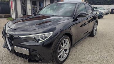 Alfa Romeo Stelvio 2.2 Turbodiesel 190 CV AT8 RWD 