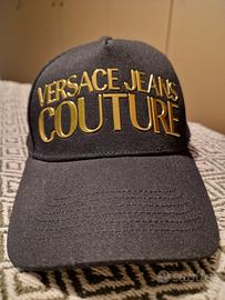 cappellino versace
