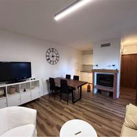 Appartamento arredato con stufa e terrazzo in Neve