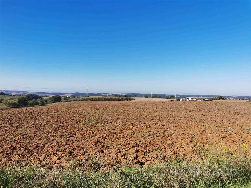 Rustico / Casale di 1380 m² con più di 5 locali e - Vista 2
