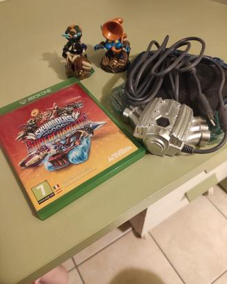 Gioco Skylander XBOX ONE + base + n. 2 personaggi