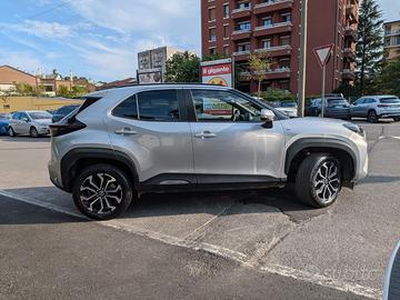 Yaris Cross 2023 – Pari al nuovo, pronta all'uso