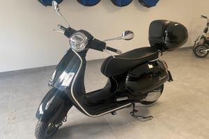 Vespa 300 GTS HPE