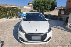 Peugeot 208 1.2 PureTech - 2017 - 70.000 km (Gomme