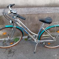 bicicletta marca Atala 