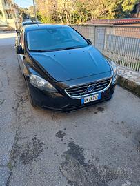 Volvo v40 2012 