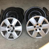 Cerchi da 16 nissan Quashqai