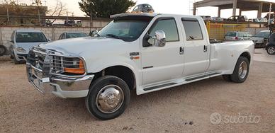 Ford F-450 Super Duty Lariat, 4X2 Crew Cab, Duall