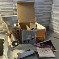 Macchina Moulinex per passata di pomodoro