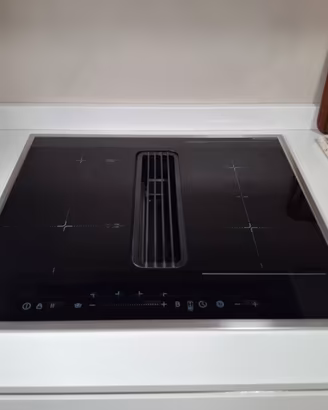 piano cottura induzione cappa aspirante integrata 
