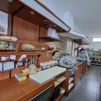 Attività commerciale o attrezzatura