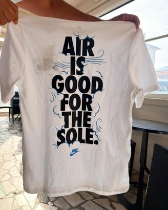 T-shirt Nike