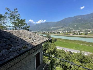Casa indipendente di 154 m² a Forcola