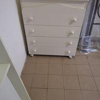 cassettiera e lettino bimbo unisex