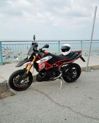 Aprilia Dorsoduro 900