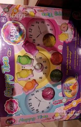 Costruisci il tuo orologio happy time