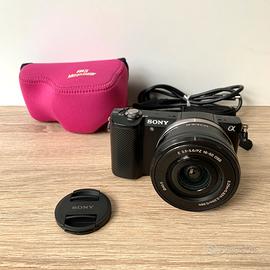 Fotocamera mirrorless Sony Alpha A5000