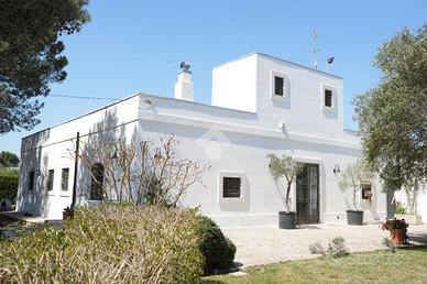 VILLA SINGOLA A GIOIA DEL COLLE