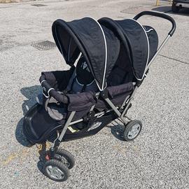 Passeggino gemellare