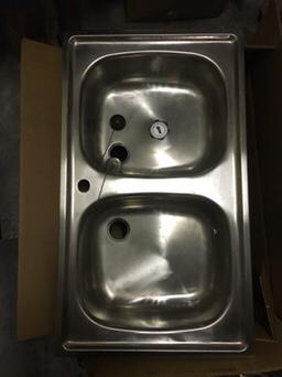 Lavandino doppio in acciaio