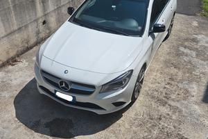 MERCEDES CLA220 177CV