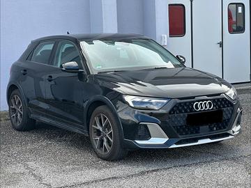 AUDI A1 allstreet 30 TFSI S tronic Admired