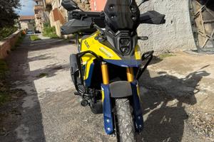 Vstrom 800DE in garanzia e tagliandata in suzuki!!