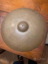 Piatto ride paiste 22