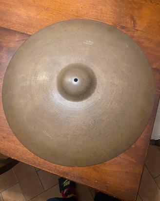 Piatto ride paiste 22