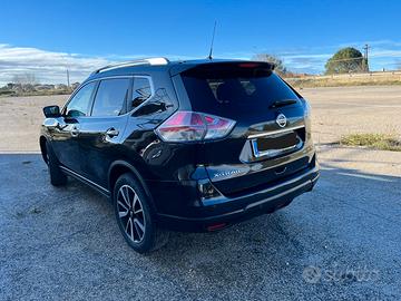 •Nissan X-Trail 1.6 dCi 2WD Tekna