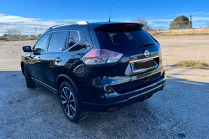 •Nissan X-Trail 1.6 dCi 2WD Tekna