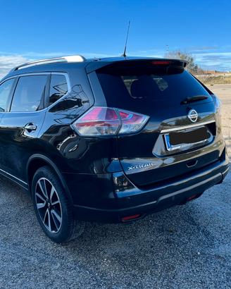 •Nissan X-Trail 1.6 dCi 2WD Tekna