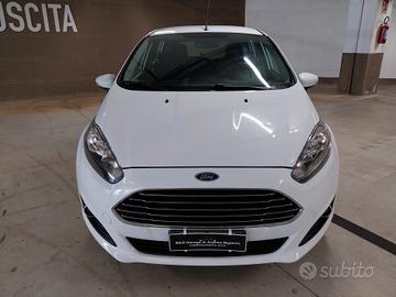 Ford Fiesta 1.5 TDCi 75CV 5 porte Titanium - ok ne