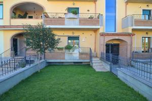 3 LOCALI A MOSCIANO SANT'ANGELO